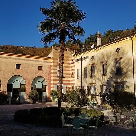 De Winckels Hotell 3*