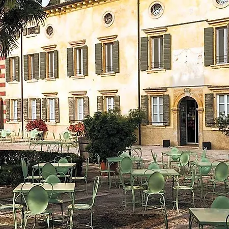 De Winckels Hotel 3*